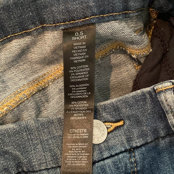 Chico’s So Slimming Girlfriend Denim Shorts - Picture 5 of 8